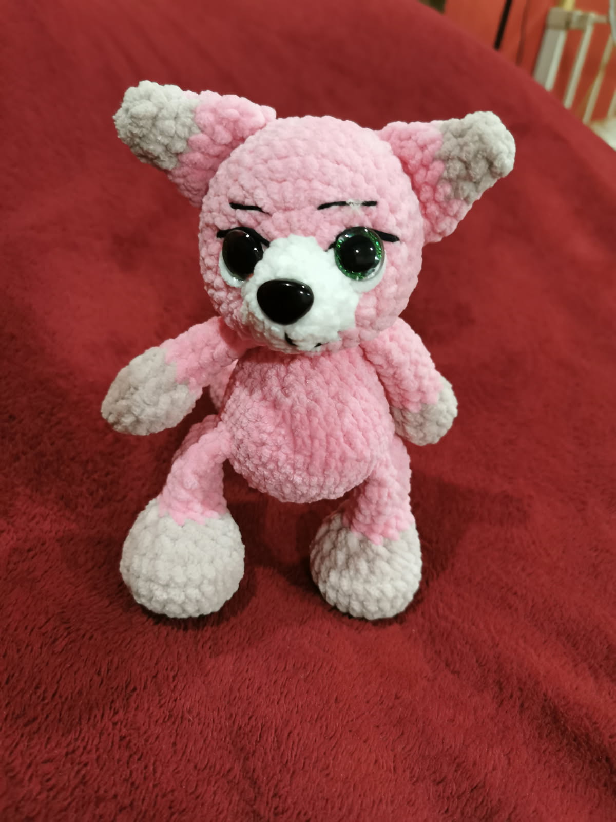 Renard amigurumi rose – Peluche renard faite main, création unique au crochet